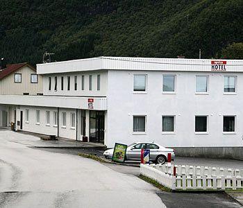 Systra Hotel Sovik Exterior foto
